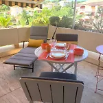 Apartament Avec Terrasse Sud Proche Bord De Sainte-Maxime