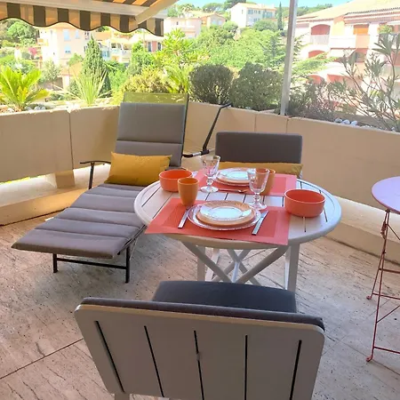 Lejlighed Avec Terrasse Sud Proche Bord De Sainte-Maxime