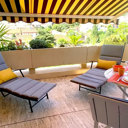 شقة Avec Terrasse Sud Proche Bord De *