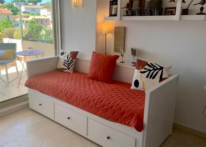 Avec Terrasse Sud Proche Bord De